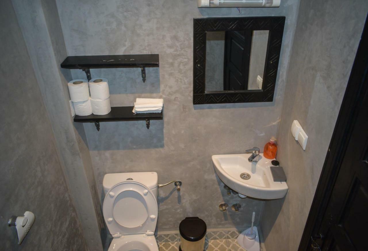 Bouad Seafront Apartments & Rooms ทากาเซาท์ ภายนอก รูปภาพ