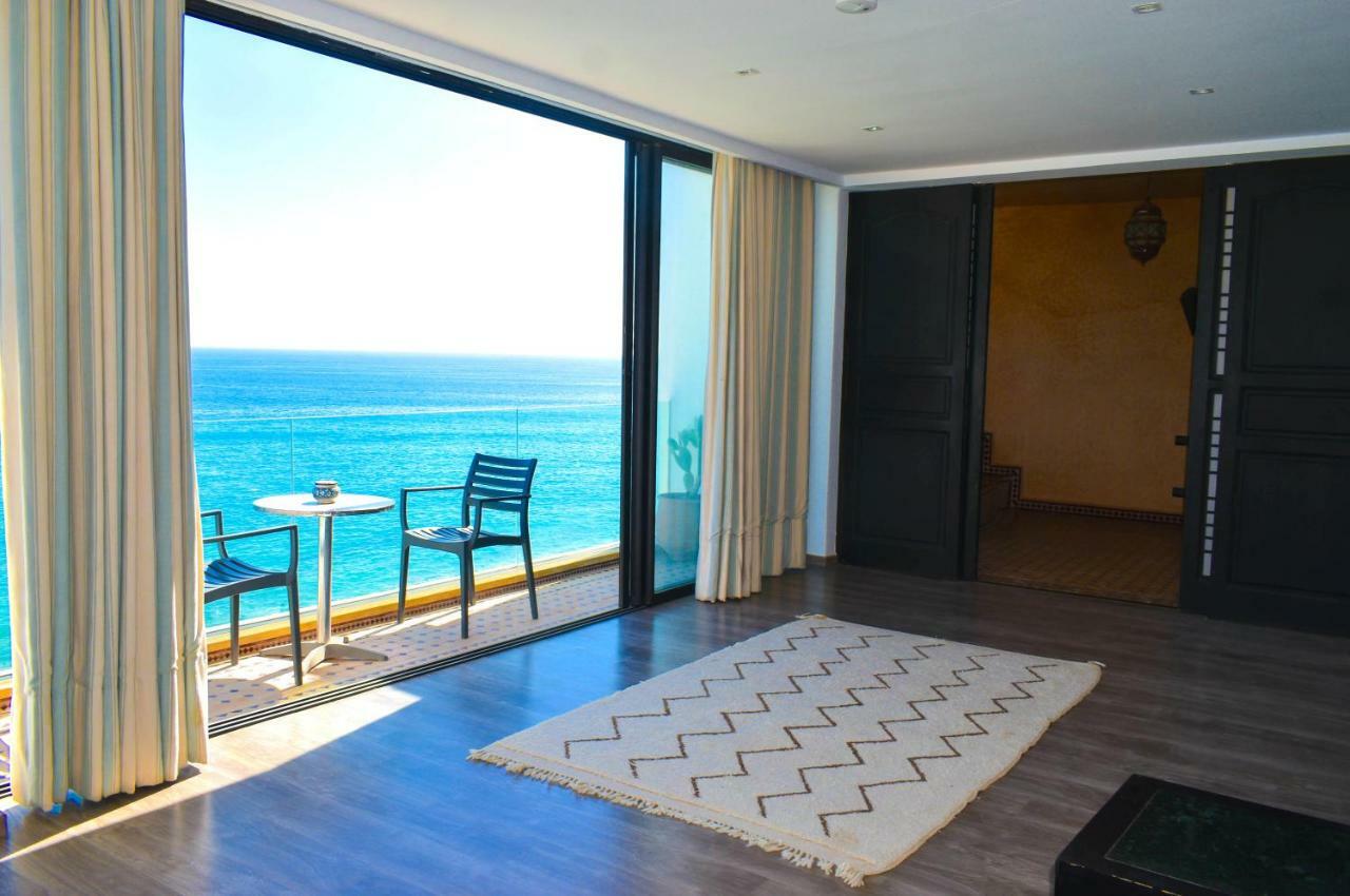 Bouad Seafront Apartments & Rooms ทากาเซาท์ ภายนอก รูปภาพ