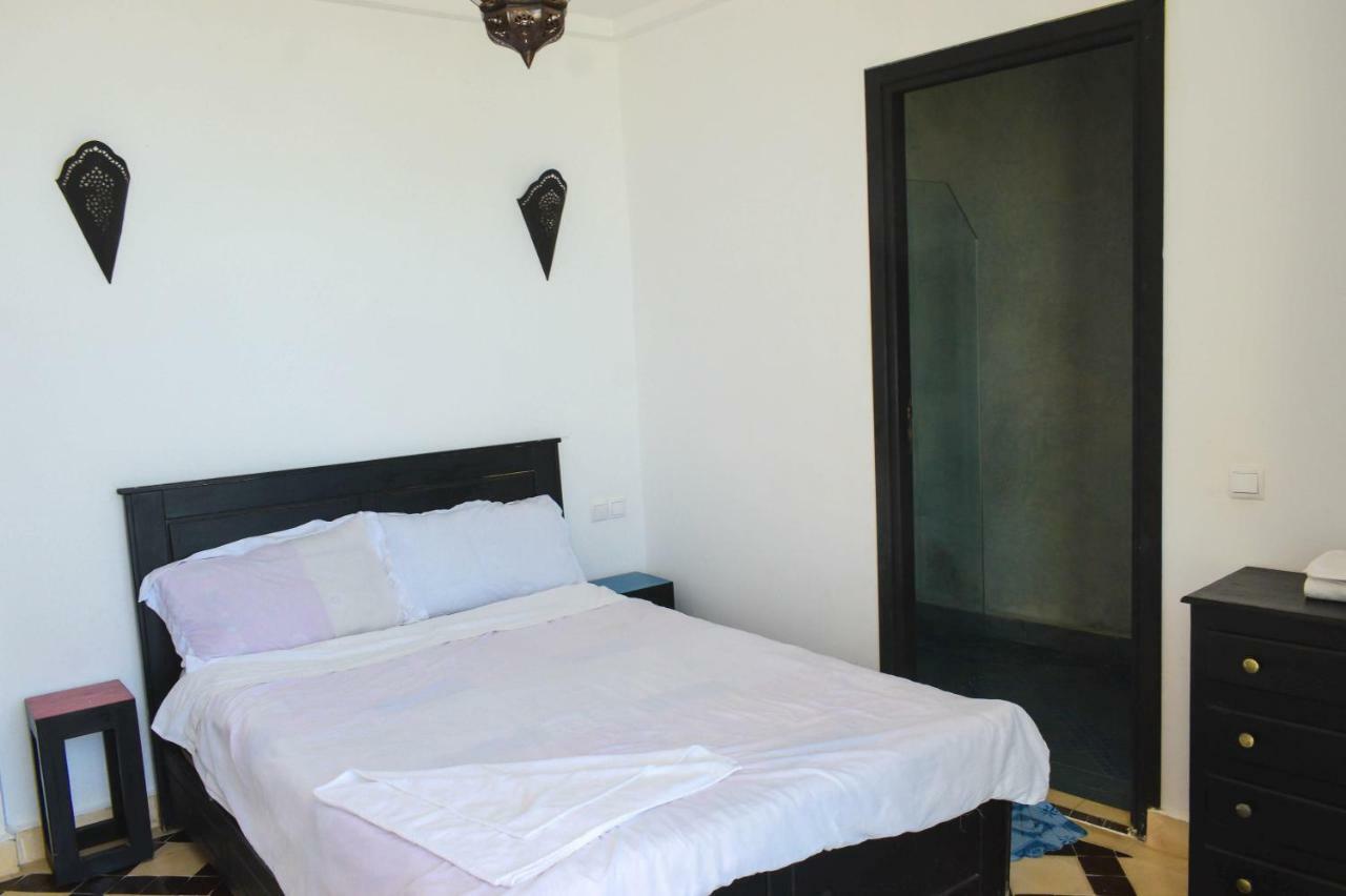 Bouad Seafront Apartments & Rooms ทากาเซาท์ ภายนอก รูปภาพ